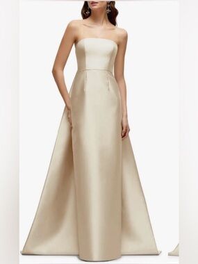 NEW Alfred Sung Strapless Satin Twill Column Gown Removable Train Sz 4 Champagne